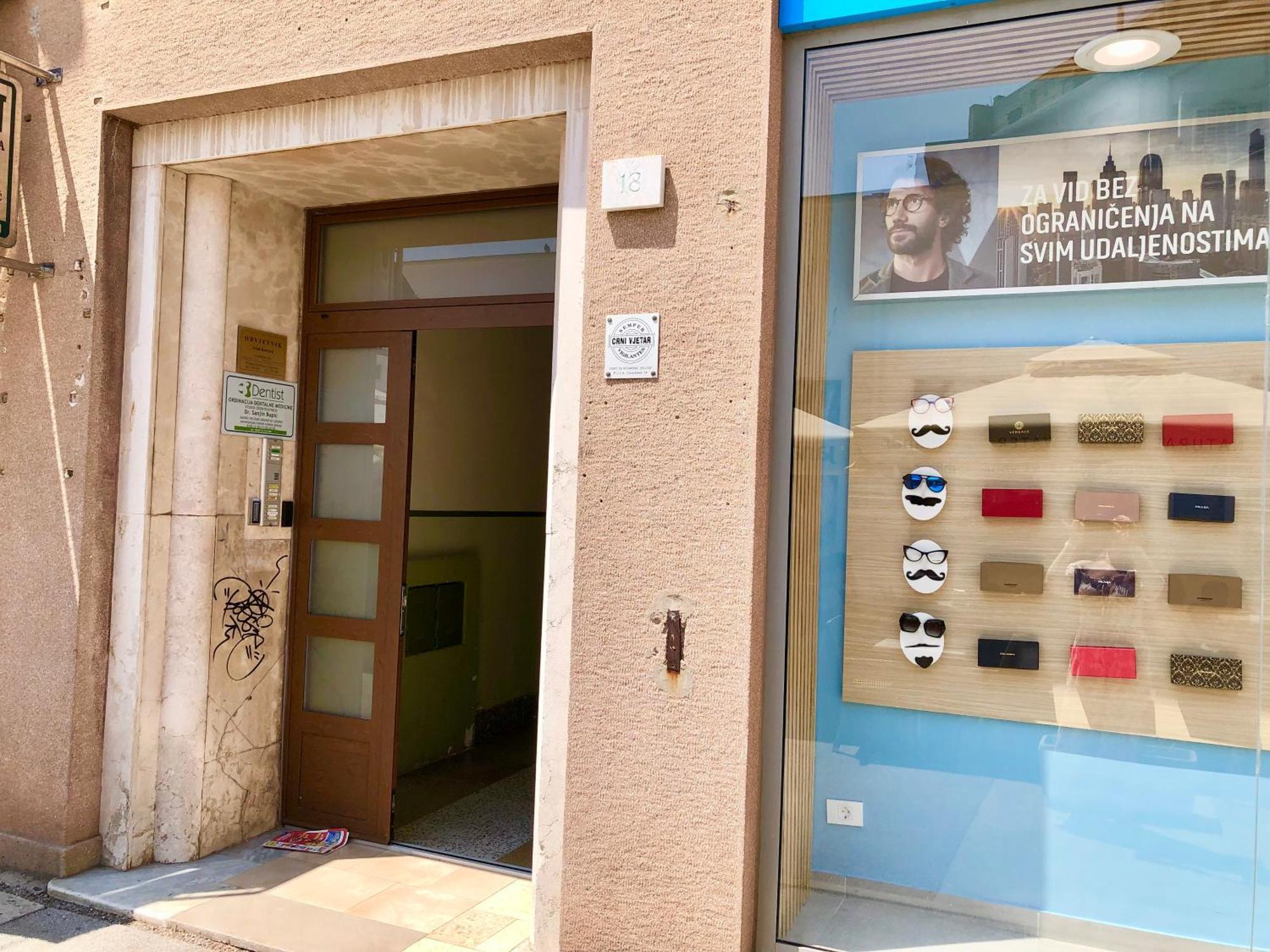 Hedone City Luxury Apartments With Free Parking Pula Exterior foto